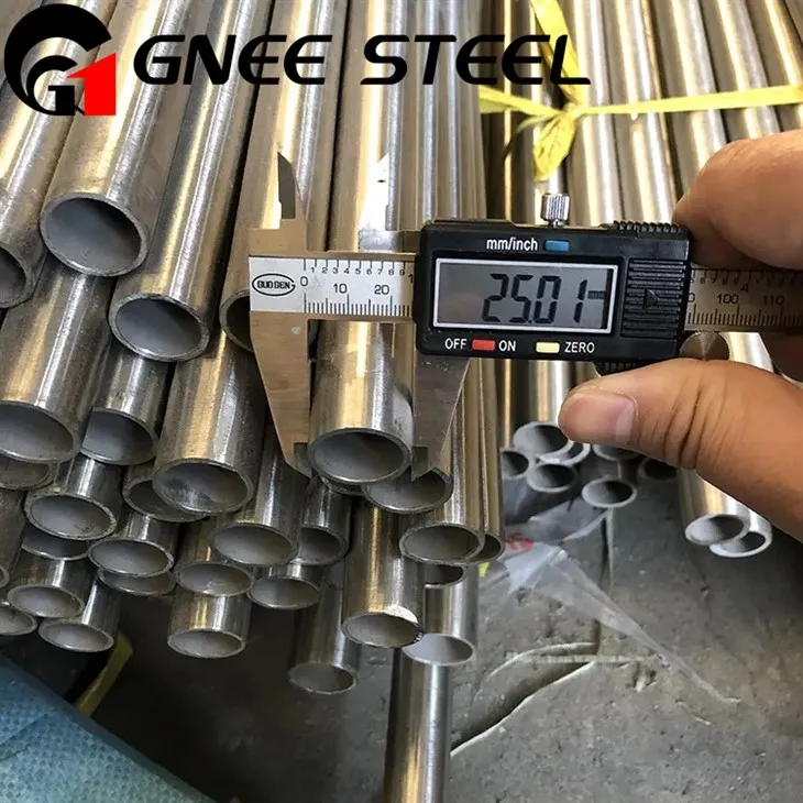 Tub d'aliatge dúplex UNS N08020 UNS S32760